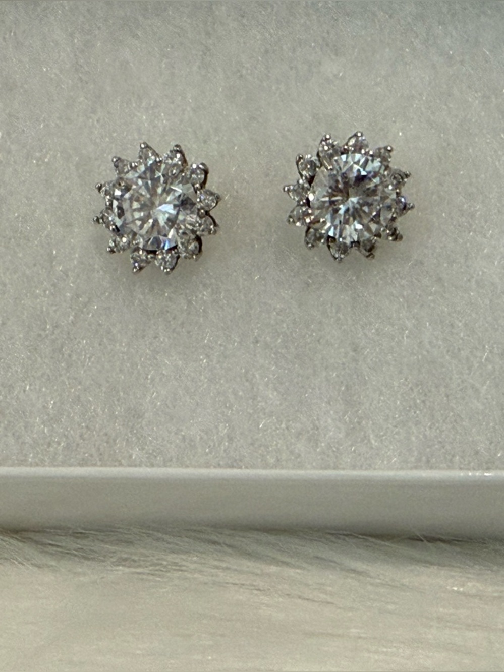 Beautiful cubic zirconia earring studs. 12 cm in diameter.